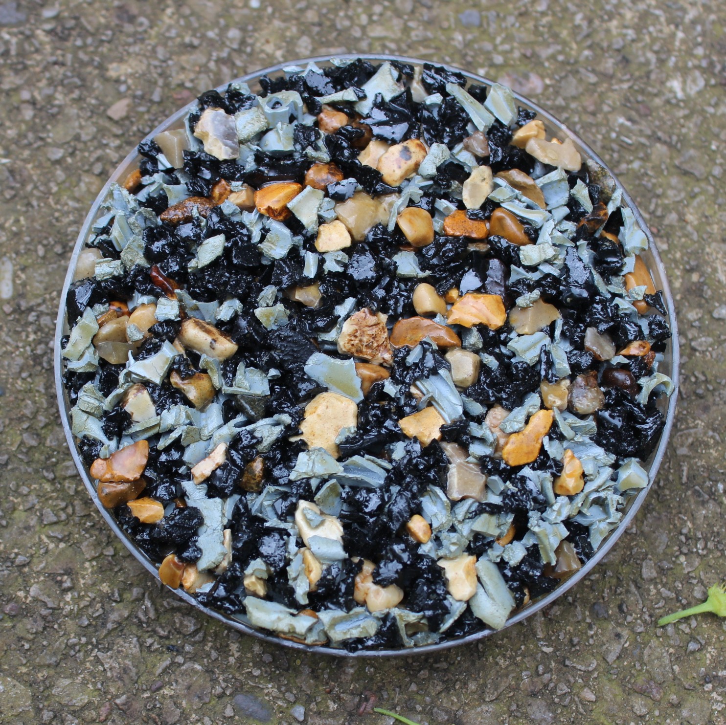MonsterPave Aggregate 25kg (Gold/Black/Grey)