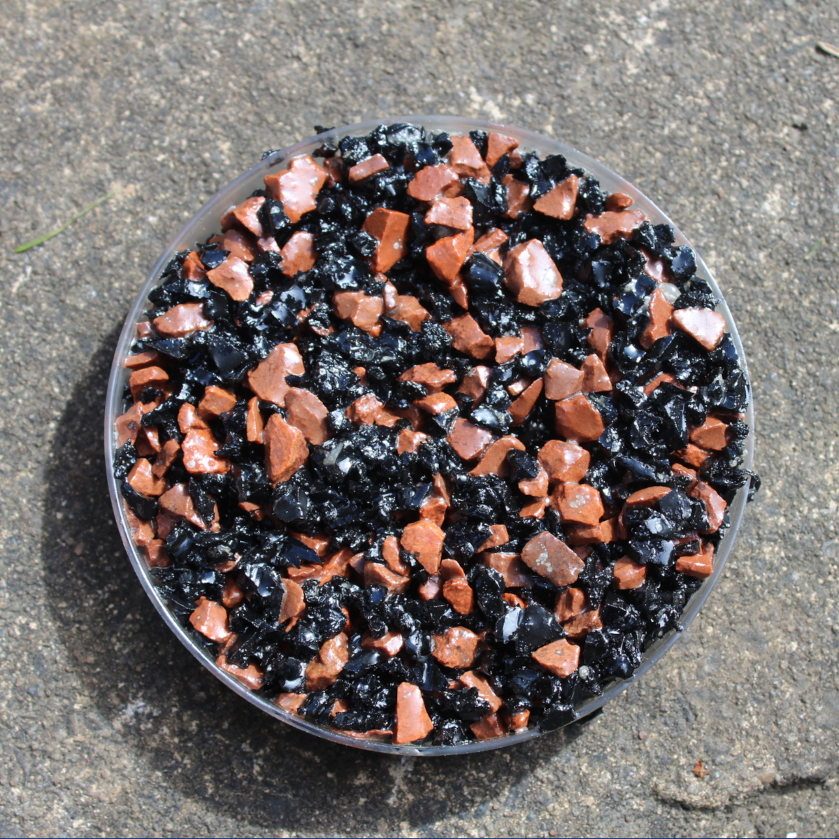 MonsterPave Aggregate 25kg (Red/Black)